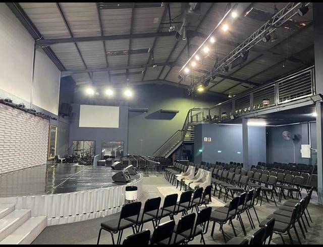 INDUSTRIAL PROPERTY TO RENT IN HENNOPSPARK